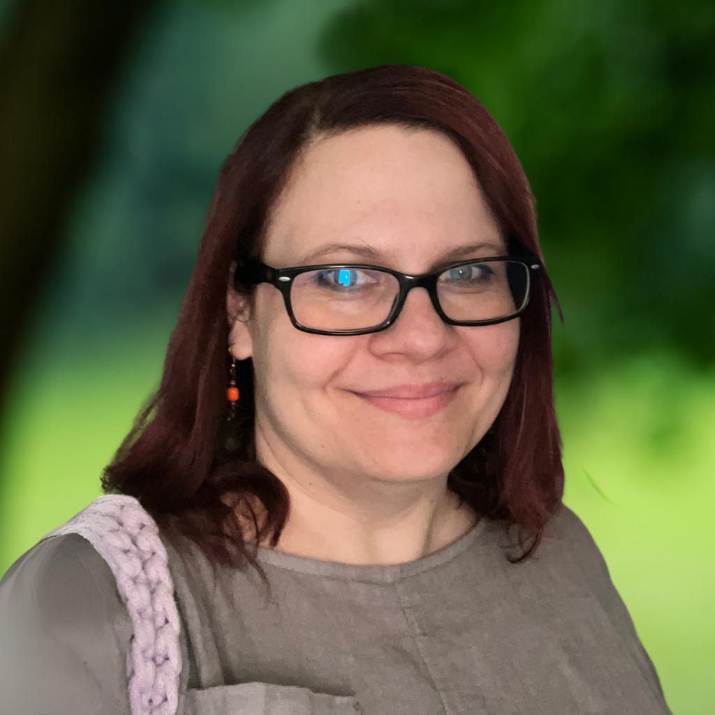 Asy - Iza Wyppich
